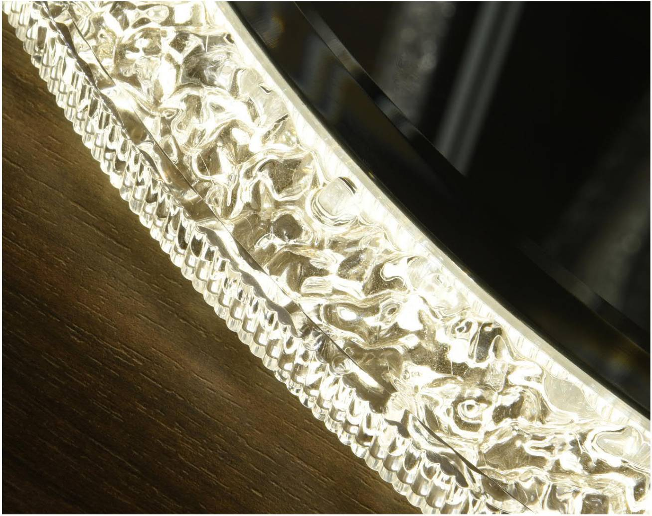 Zhuotai LED Bathroom Mirror With Acrylic Frame