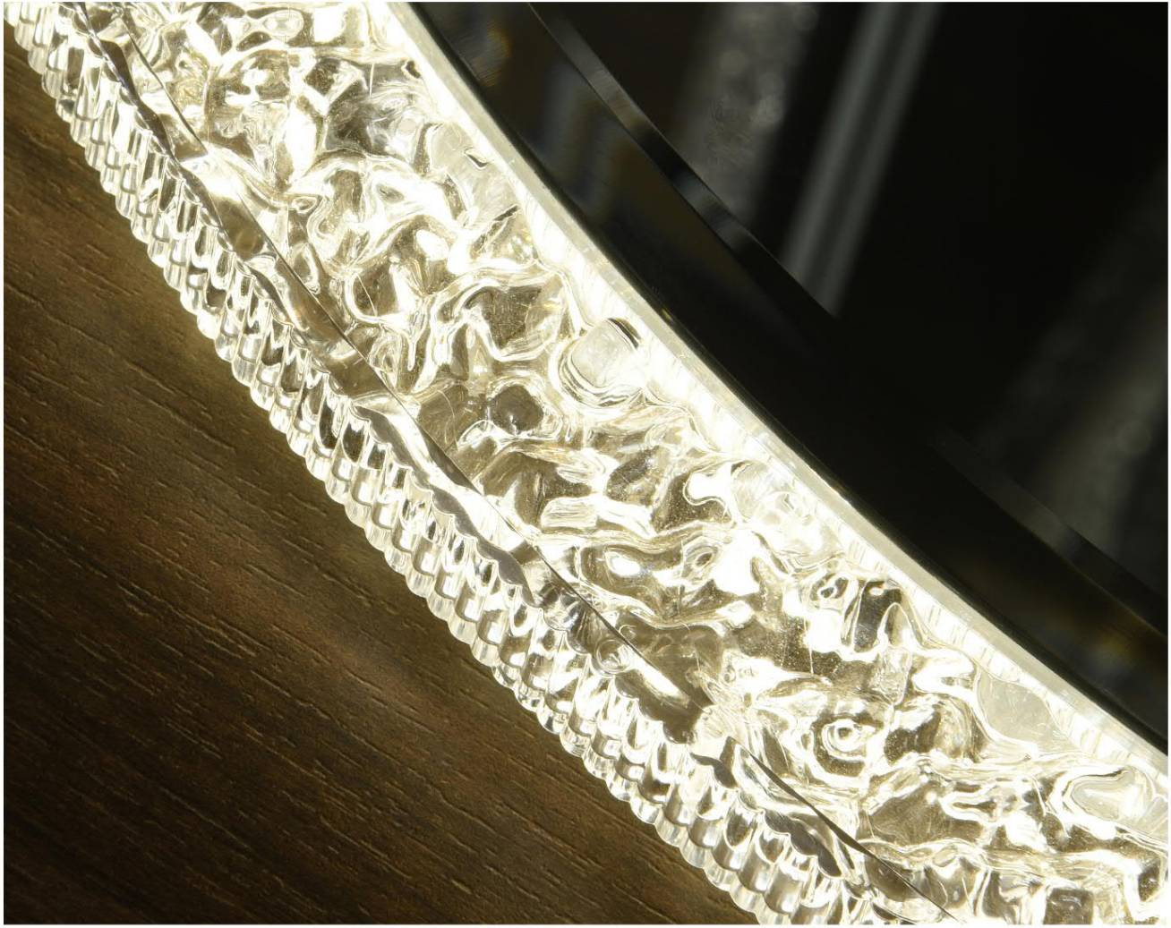 Zhuotai Backlit Mirror with Crystal Frame And Round Corners
